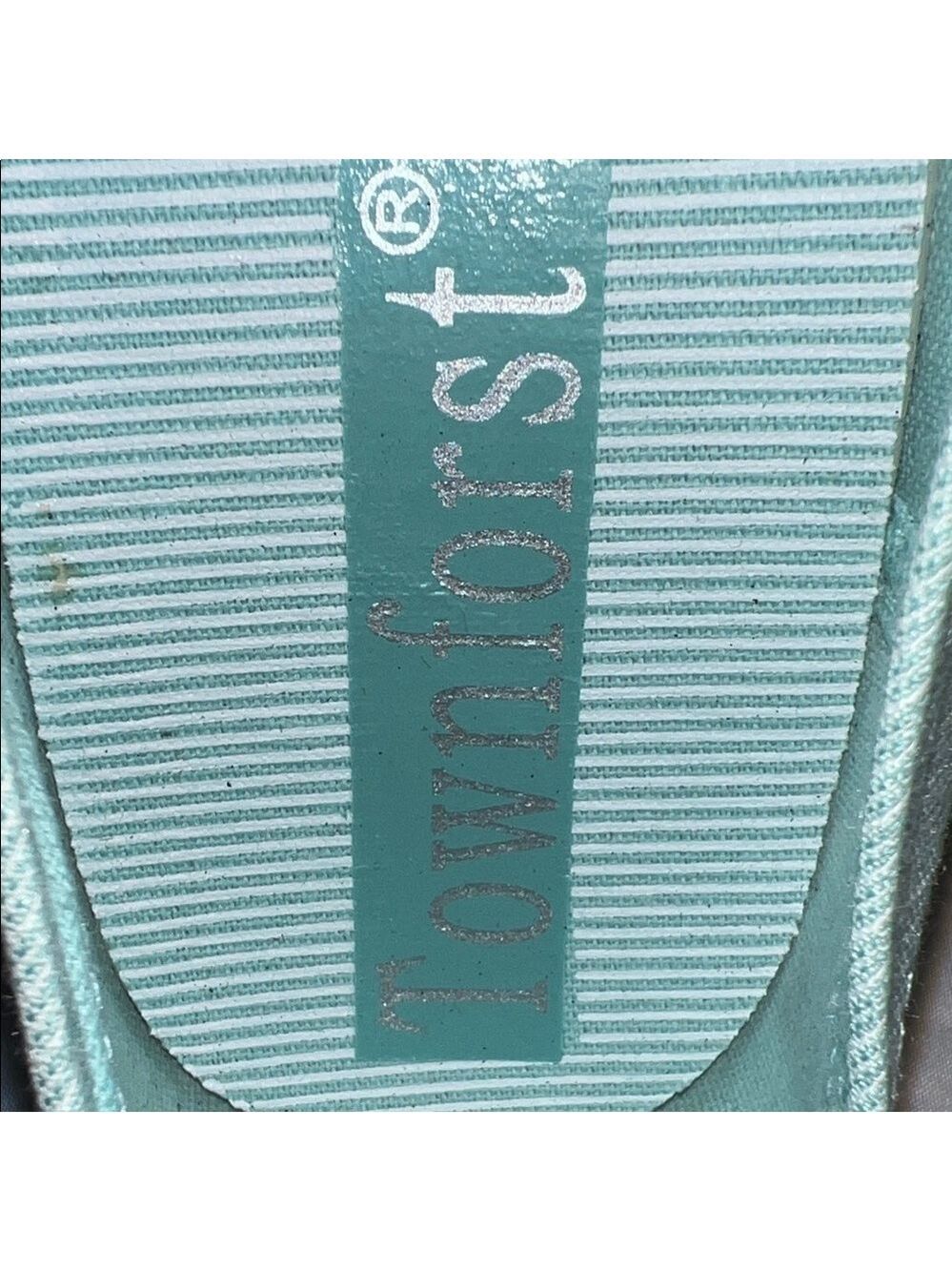 Women's Light Green Canvas Sneakers - Picture 3 of 15